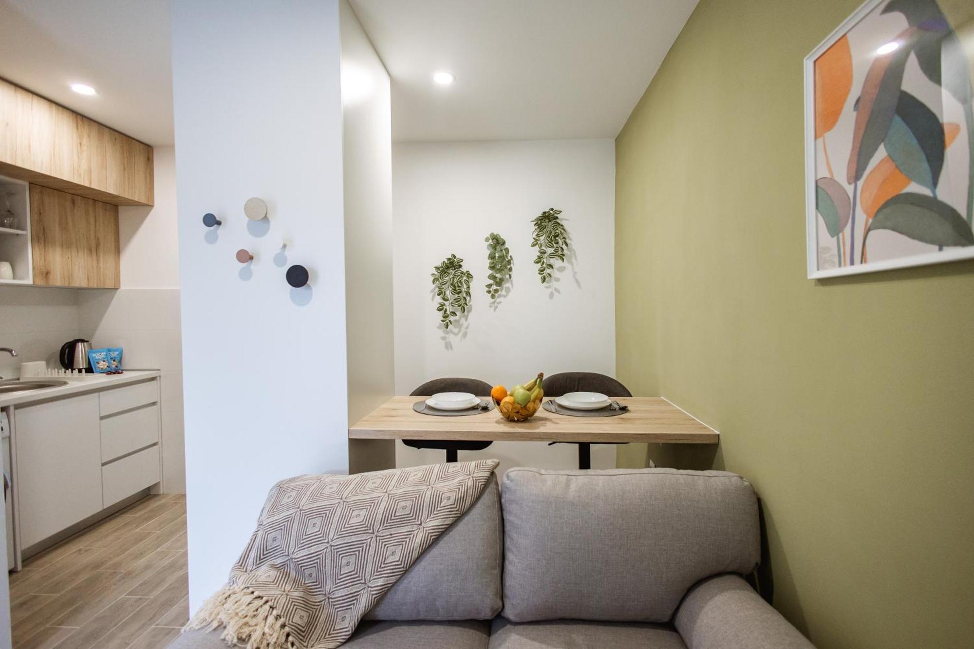 Cozy Studio Apartment In Osijek - Self Check In Exterior photo
