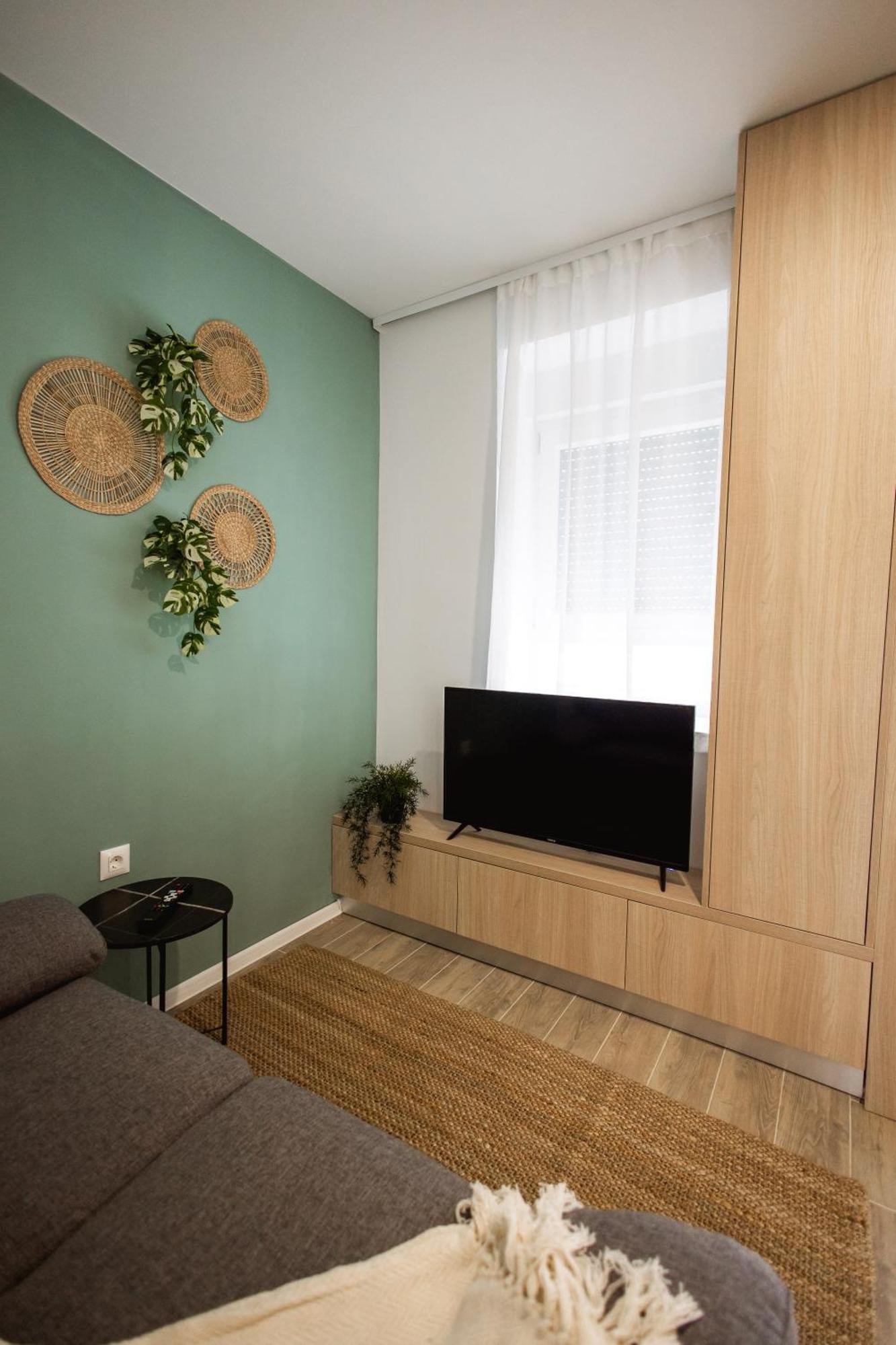 Cozy Studio Apartment In Osijek - Self Check In Exterior photo
